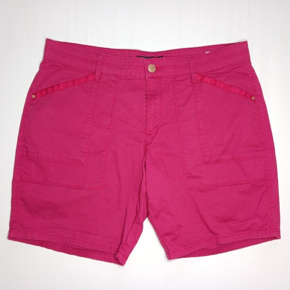 Lee 1889 Womens 14P Midrise Fit 8" Utility Bermuda Short Cranberry 14 Petite